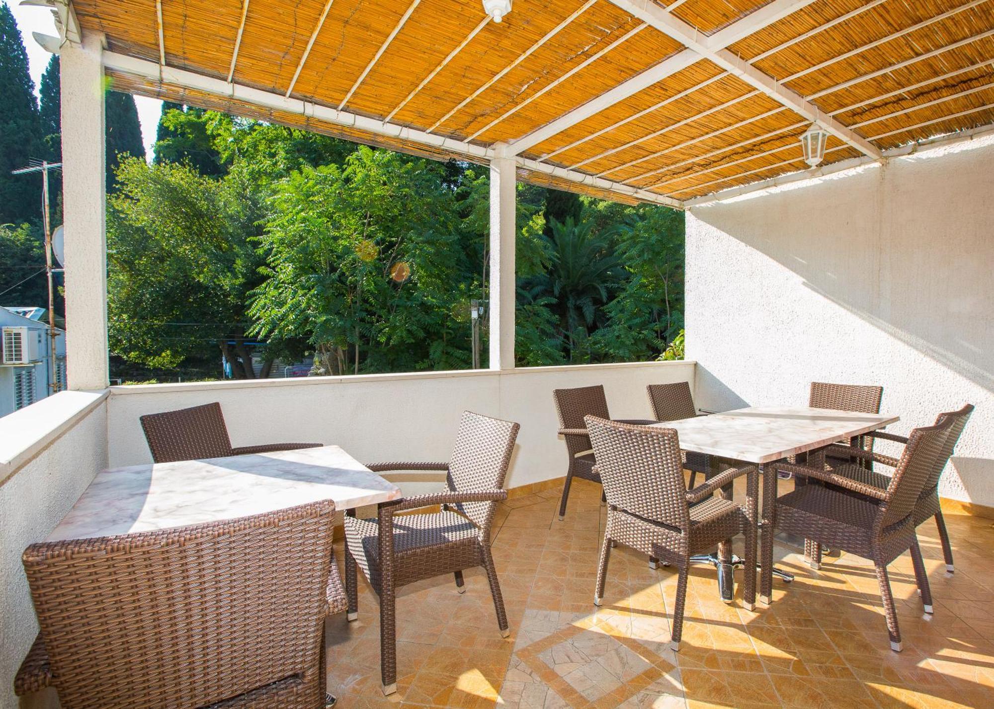 Luki Appartement *